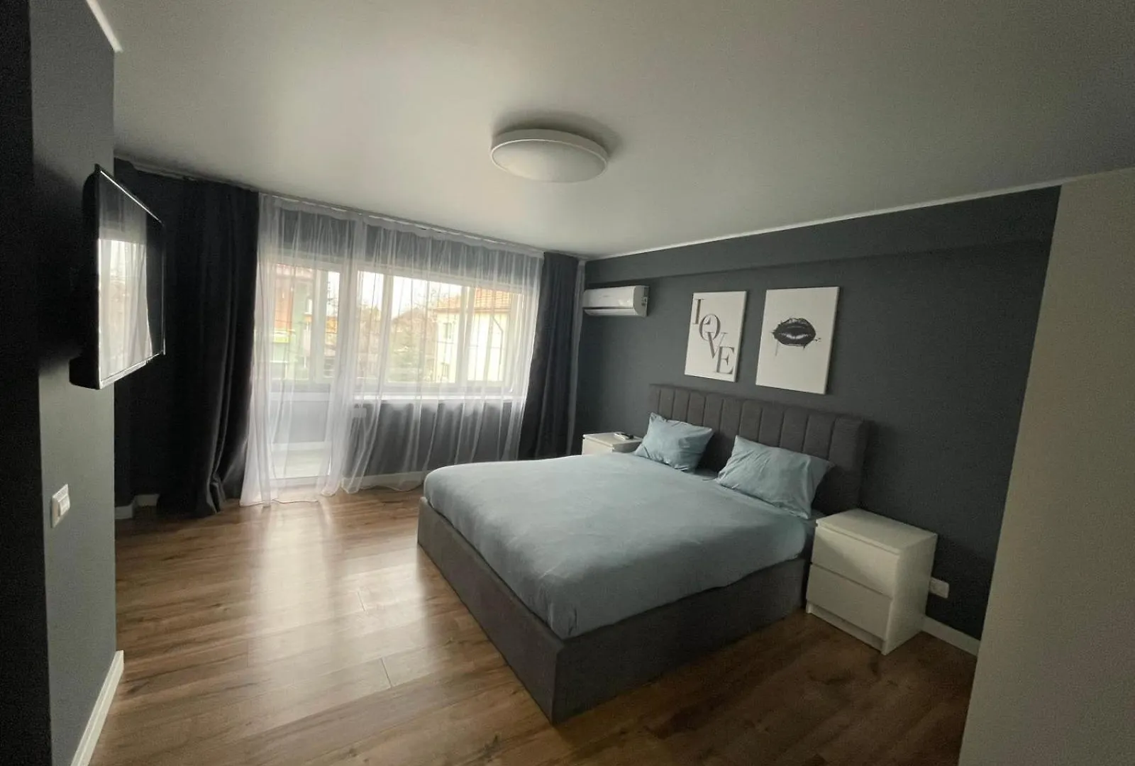 V Apartament - Ultra Central Otopeni