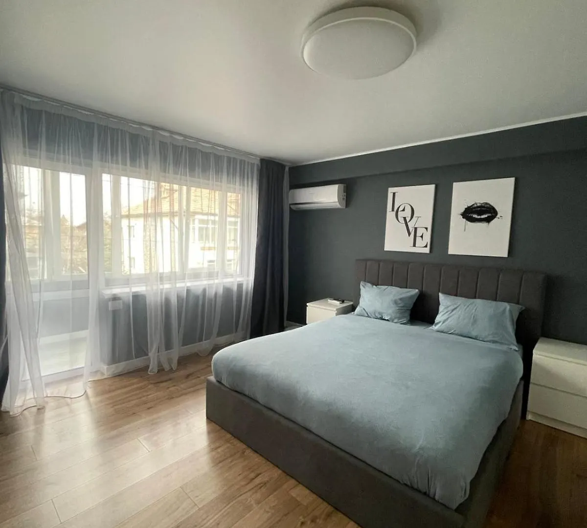 V Apartament - Ultra Central Otopeni 0*,  Romania