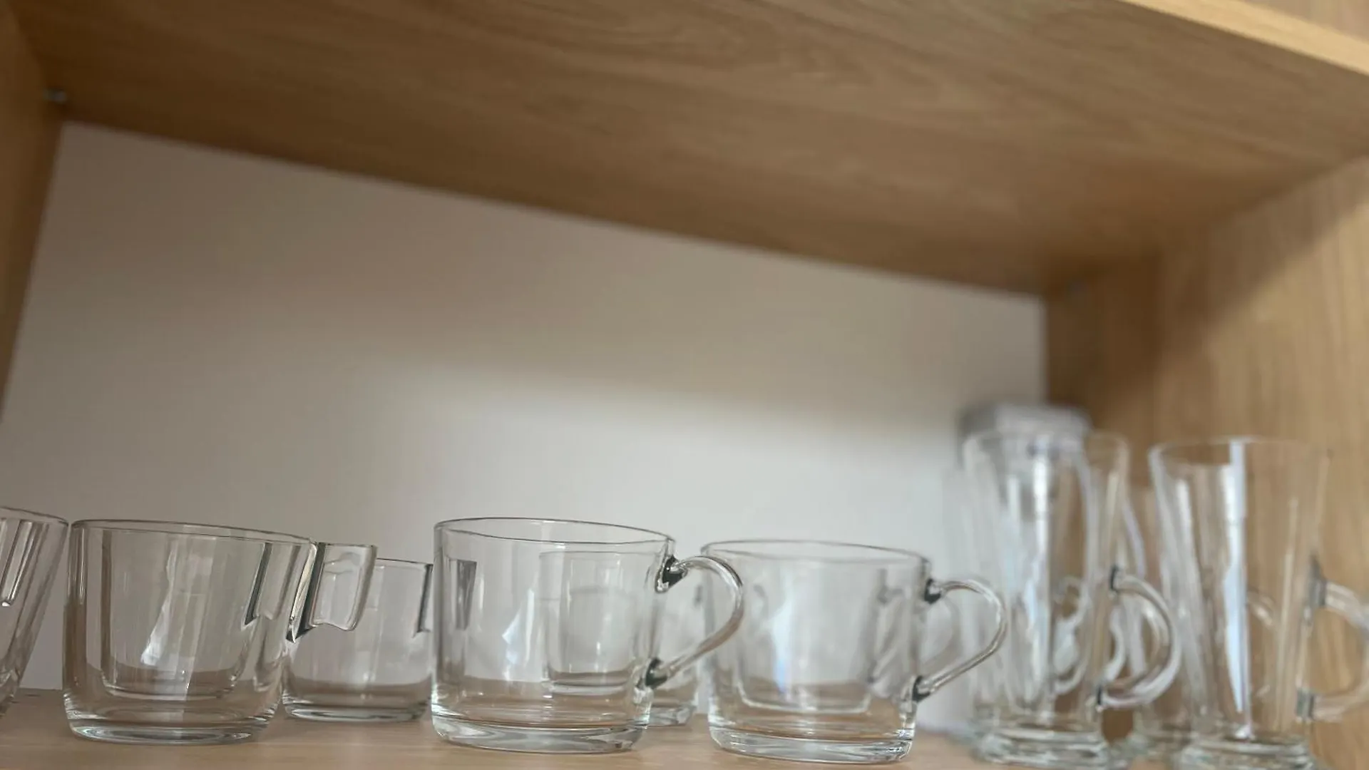V Apartament - Ultra Central Otopeni Apartment