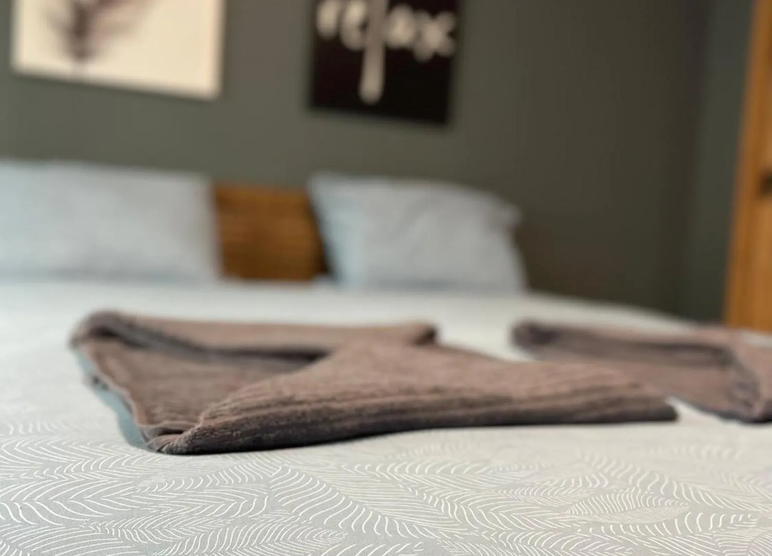 V Apartament - Ultra Central Otopeni 0*,  Romania